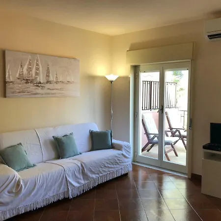 La Casa Di Andrea * تاورمينا